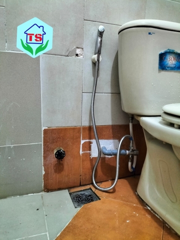 Thợ sửa ống nước tại nhà