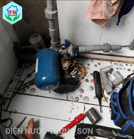 Thợ Sửa Máy Bơm Tăng Áp Tại Nhà Uy Tín, Có Mặt Nhanh 24/7