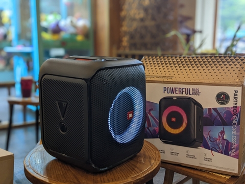 Mở hộp trên tay siêu phẩm JBL PARTYBOX ENCORE ESSENTIAL : Nhỏ gọn, đầm chắc, âm thanh đỉnh cao