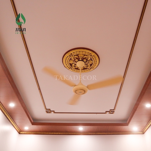 Cải tạo nhà cũ bong tróc ẩm mốc thành nhà mới chỉ trong 3 ngày