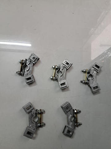 GIÁ CHỔI THAN