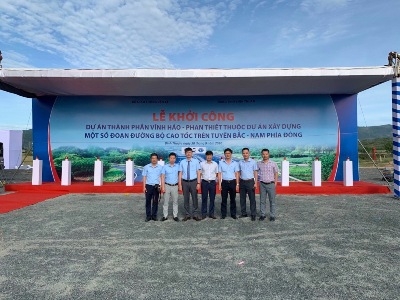 Lãnh đạo Công ty tham dự lễ khởi công dự án cao tốc Bắc Nam đoạn Vĩnh Hảo-Phan Thiết