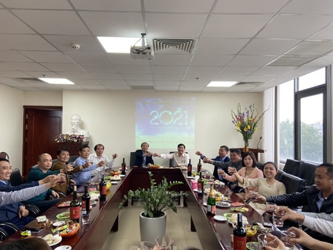 Công ty tổ chức gặp mặt khai xuân 2021