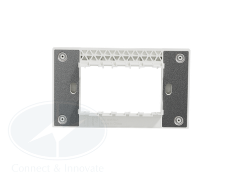 Mặt che Schneider AvatarOn A M3T03_WE cho 3 thiết bị size S