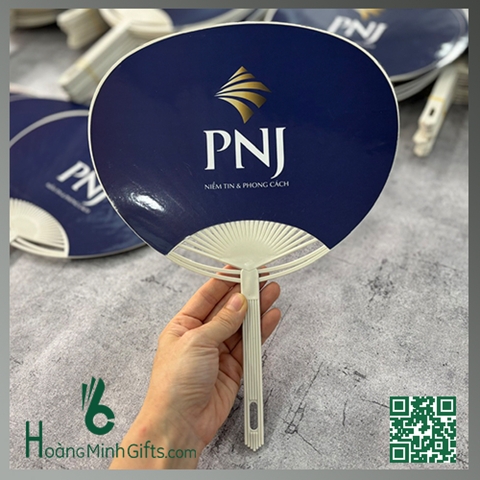 QUẠT NHỰA IN LOGO QUẢNG CÁO - KHÁCH HÀNG PNJ