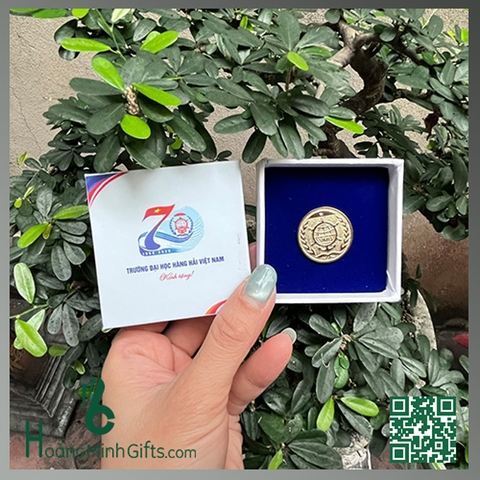 HUY HIỆU CÀI ÁO MẠ VÀNG - KHÁCH HÀNG ĐẠI HỌC HÀNG HẢI