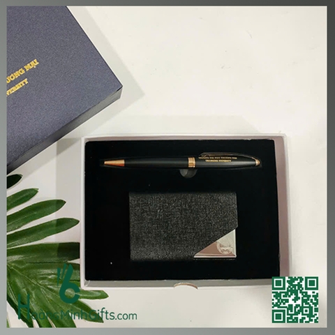 BỘ QUÀ TẶNG 2 SẢN PHẨM KHẮC LOGO  - KHÁCH HÀNG ĐẠI HỌC THƯƠNG MẠI