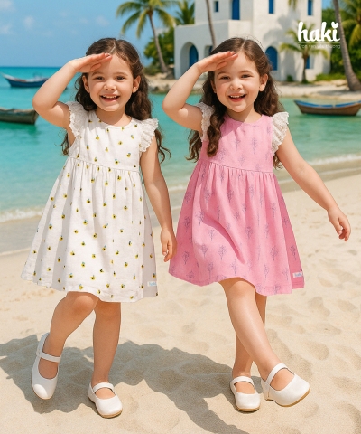 Váy bé gái sát nách phối ren tay HK513