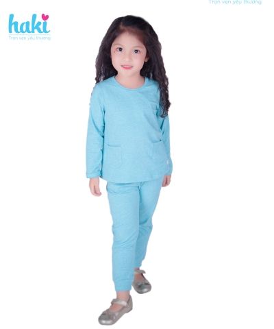 Bộ mặc nhà bé gái