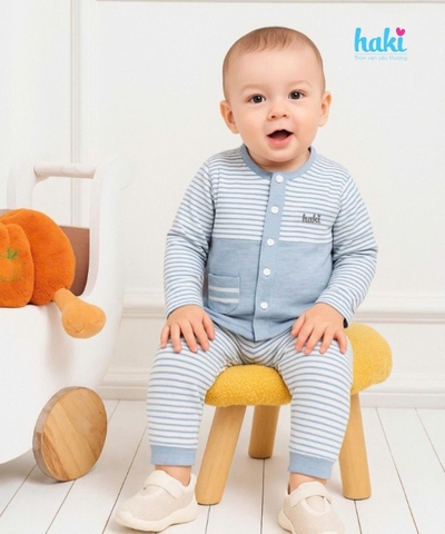 Bộ dài tay cài giữa, túi tròn BB024