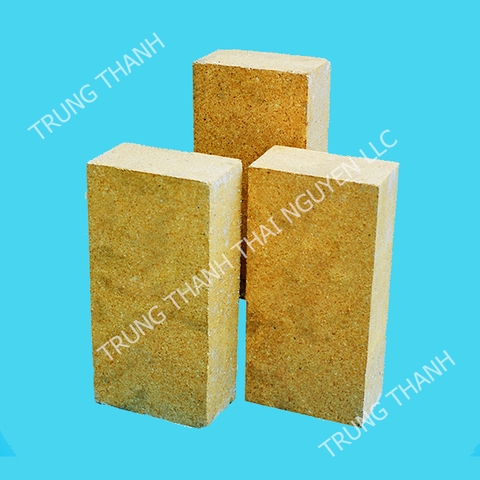 High aluminum brick