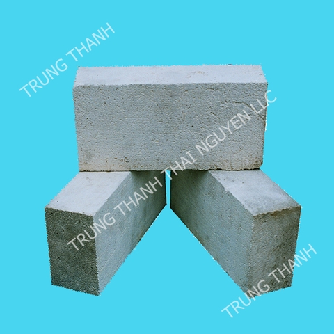 Insulation brick