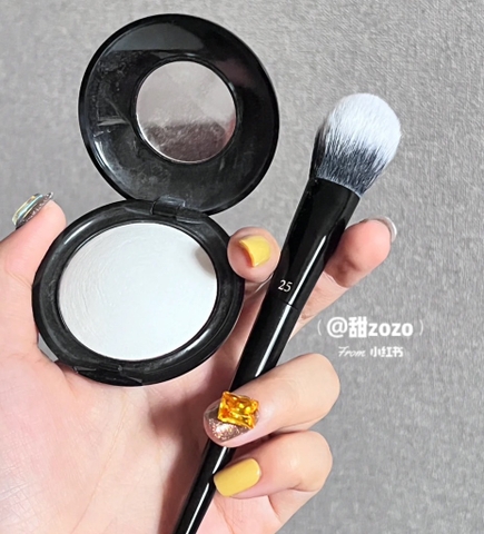 Phấn Nén Pat McGrath Labs Blurring Under Eye 4g