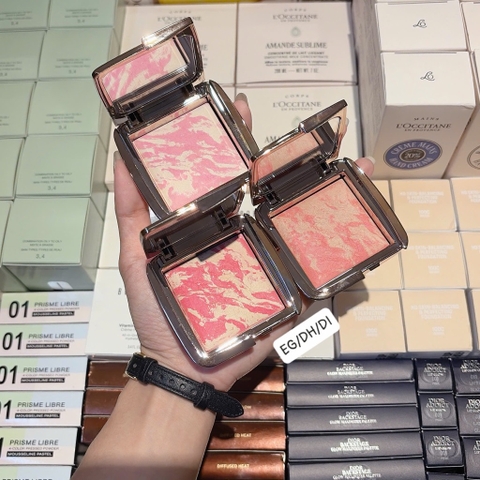 Má Hồng Hourglass Ambient