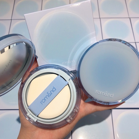 Cushion Romand Bare Water