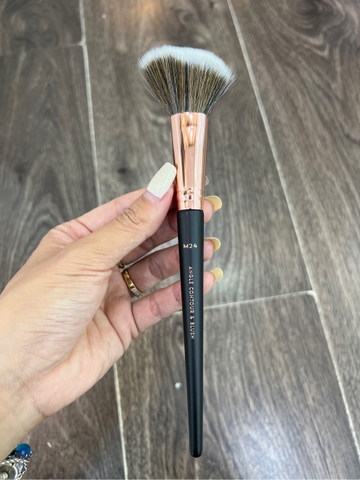 Cọ Má hồng Vacosi M24