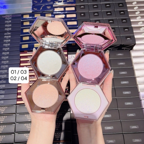 Highlight Fenty Diamond Bomb 8g
