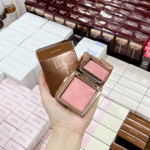Má Hồng Hourglass Ambient