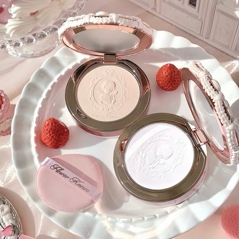 Phấn Nén Flower Knows Strawberry Cupid 9.5g