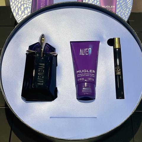 Set Nước Hoa & Body Lotion MUGLER Alien (60mlx10mlx50ml)