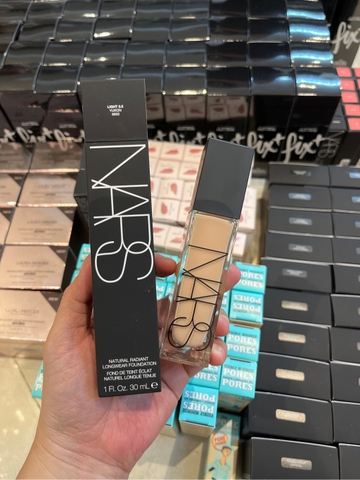 Nền Nars Radiant Longwear 30ml