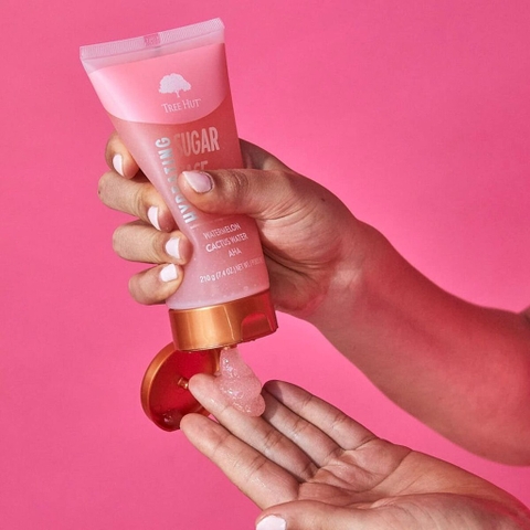 Tẩy Tế Bào Chết Da Mặt Tree Hut 210g CT