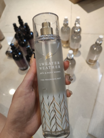 Xịt thơm Bath & Body Works 236ml