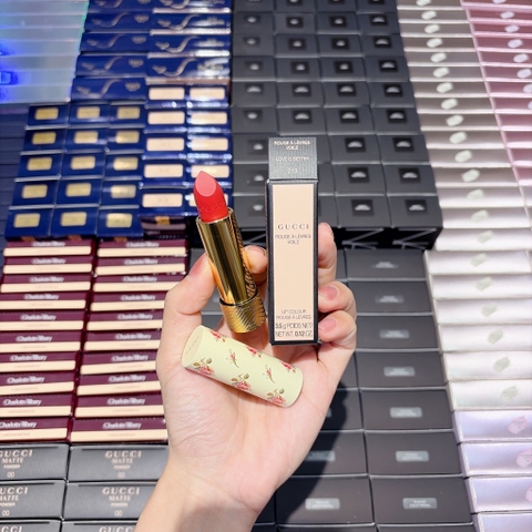 Son Gucci Sheer Lip Colour Rouge A Levres Voile 3.5g