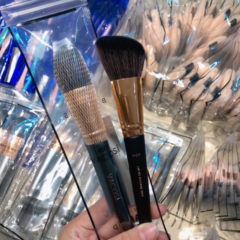 Cọ Khối/Má hồng Vacosi - M09