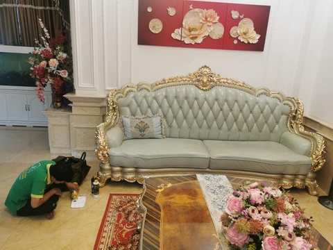 Dịch vụ vệ sinh bảo dưỡng sofa da xịn sạch hết các vết bẩn, mềm và bóng