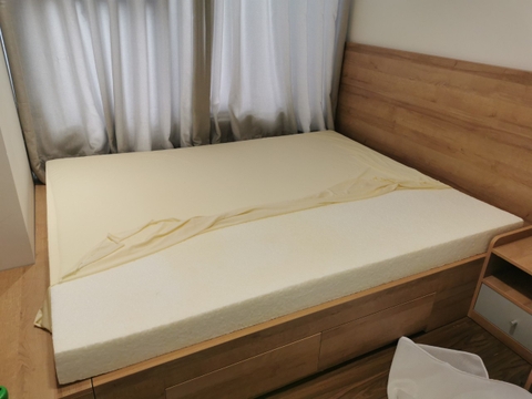 Cắt nệm cao su giá rẻ tận nơi tại Quận 7