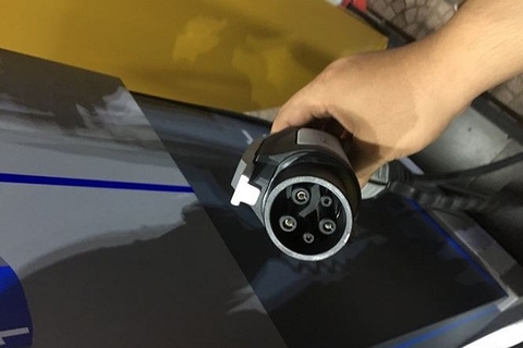 Trạm sạc nhanh của VinFast dùng cho xe nào ?