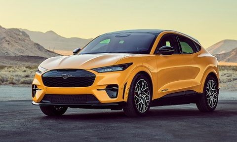 XE ĐIỆN FORD MUSTANG MACH-E GT GIÁ 93.000 USD