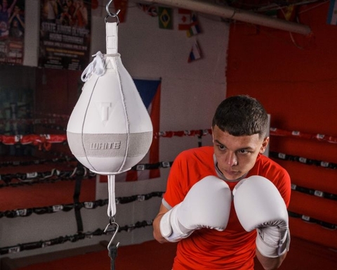 TITLE WHITE DOUBLE END BAG 2.0