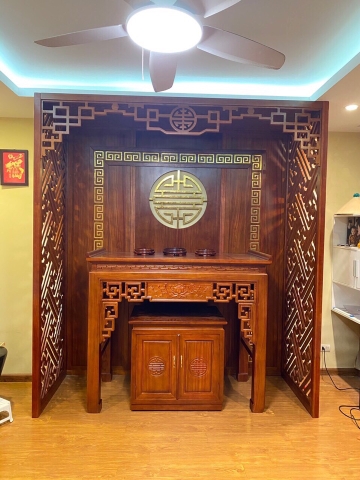 vách ngăn  phòng thờ gỗ hương đỏ diện tích 9m2