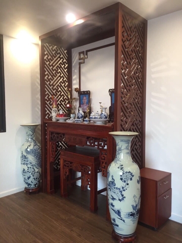 vách ngăn  phòng thờ gỗ hương đỏ