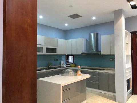 Cho thuê biệt thự tại BT07 KĐT Việt Hưng, Long Biên. S: 180m2. Giá:30tr/tháng. Lh: 097.190.2576