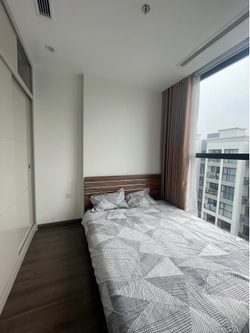 Cho thuê căn hộ full đồ 2 ngủ giá tốt nhất Vinhome Symphony Long Biên, giá 10tr5/th. LH 0961910403