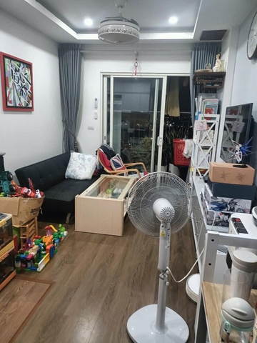 Bán căn hộ chung cư Rubycity CT3 Phúc Lợi 2PN 2WC, Giá 2.x tỷ.