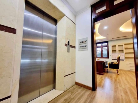 CHO THUÊ BIỆT THỰ VIỆT HƯNG, LONG BIÊN 220M² XÂY DỰNG 3 TẦNG PHÙ HỢP THUÊ ĐỂ Ở, LÀM VĂN PHÒNG, LỚP HỌC, CÔNG TY. GIÁ CHỈ 40tr/tháng