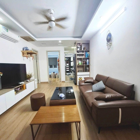 Cần bán căn 2 ngủ 2 vệ sinh Ruby City Giang Biên, Long Biên. Giá 3,79 tỷ (CTL)
