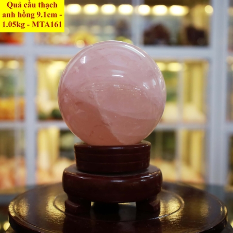 Quả cầu thạch anh hồng tự nhiên ĐK 9.1cm - 1.05kg - MTA161