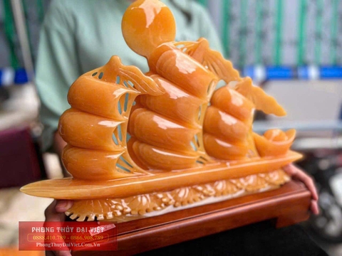Thuyền buồm thuận buồm xuôi gió ngọc hoàng long 45x35cm - SP1427