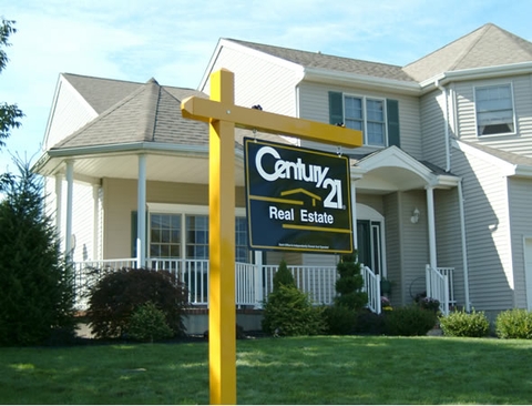 Mua nhà và bán nhà cùng lúc: thách thức và cách giải quyết