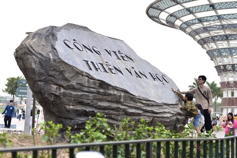 CÓ GÌ TRONG CÔNG VIÊN THIÊN VĂN HỌC HOT NHẤT HIỆN NAY