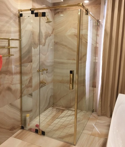 Phòng tắm dùng kính cường lực