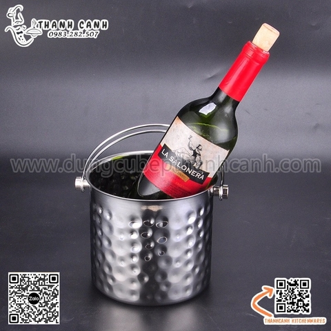 Âu đựng đá có quai xách dạng gò thủ công