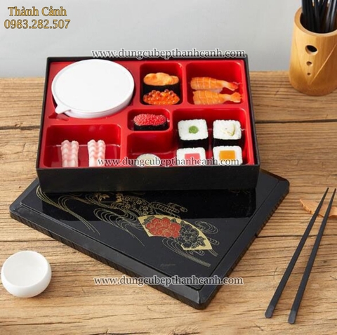 Hộp cơm bento có bát nắp hoa văn