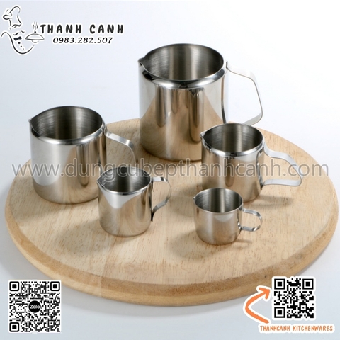 Ca rót sốt, nước đường , siro bằng inox 304 có quai cầm cao cấp chuyên sử dụng cho các món tráng miệng