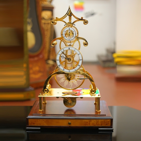 Sun Skeleton Table Clock